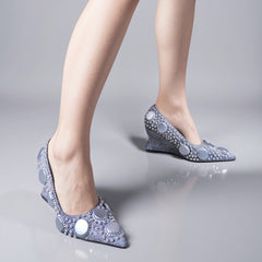 Tuhoomall Comfortable High Heel Slip-On Pumps with Polka Dot and Old Fashion Geometry for Fashionable Weddings, Parties, Performances, and Special Occasions