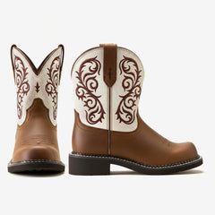 Tuhoomall Western Cowboy Ankle Boots for Women, Embroidered Short Boots for Outdoor Fashion Casual Wear, Comfortable Round Toe with Slip-On Design