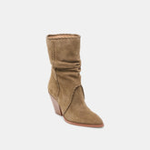 Tuhoomall Western Cowboy Ankle Boots for Women, Stylish Casual Short Boots, Wrinkled Design, Slip-On, Chunky Heel, All-Season Wear Tuhoomall
