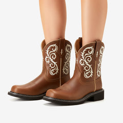 Tuhoomall Western Cowboy Ankle Boots for Women, Embroidered Short Boots for Outdoor Fashion Casual Wear, Comfortable Round Toe with Slip-On Design