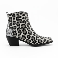 Tuhoomall Western Fashion Ankle Boots for Women - Leopard Print, Chunky Heel, Slip-On, Vegan Friendly - Stylish Casual Footwear for Everyday Wear Tuhoomall