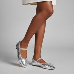 Tuhoomall Comfortable Mary Jane Flat Shoes with Bow, Slip-On Design for Fashionable Everyday Wear in Spring and Summer