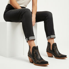 Tuhoomall Stylish Women's Ankle Boots, Chunky 2.36 in Heel, Slip-On Design, Embroidered Details, All-Season Fashion