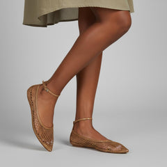 Tuhoomall Woven Flat Sandals for Women - Stylish Pointed Toe Design with Adjustable Buckle for Parties and Performances