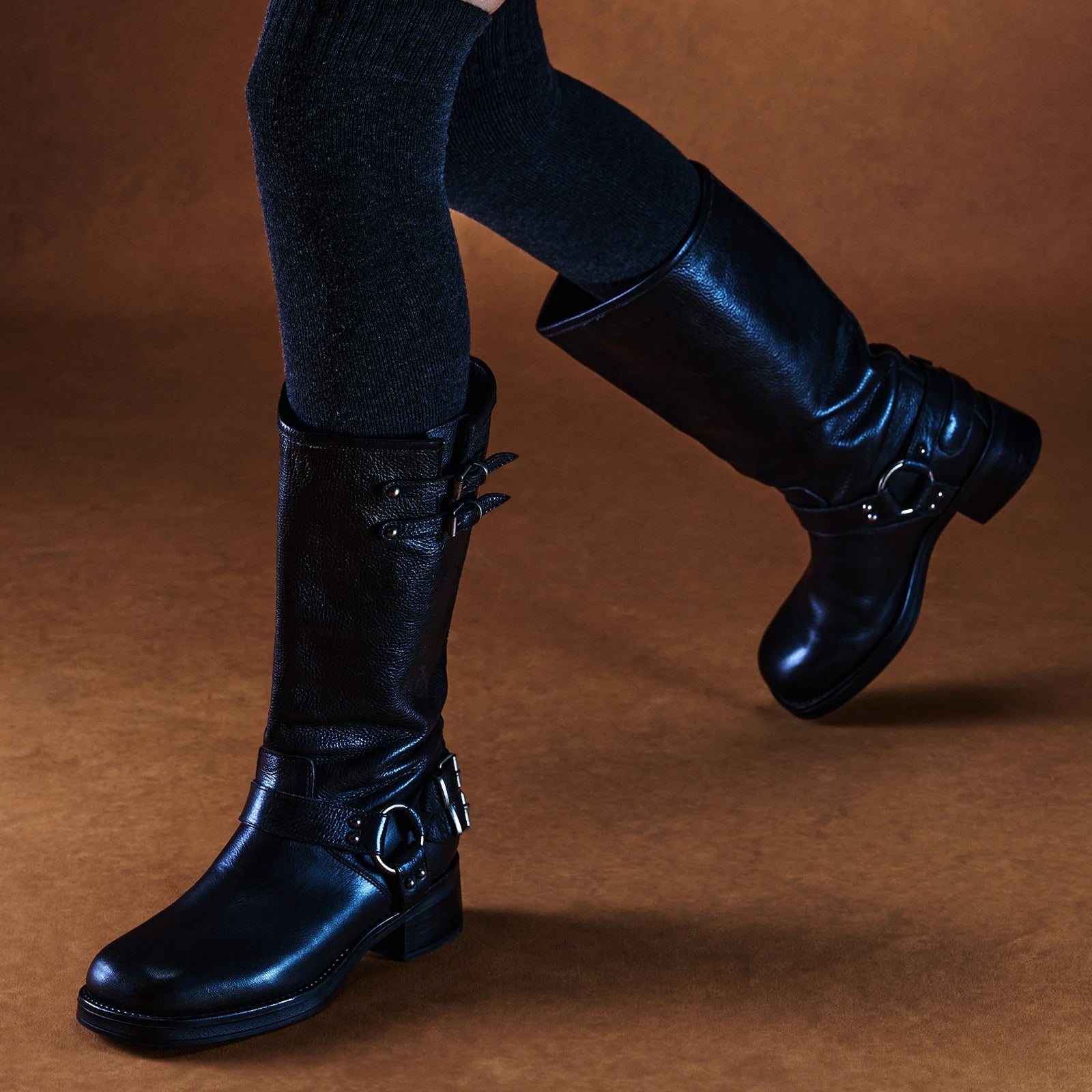 Tuhoomall Comfortable Chunky Heeled Calf-High Boots with Adjustable Buckles for Parties and Performances, Stylish Solid Color Design