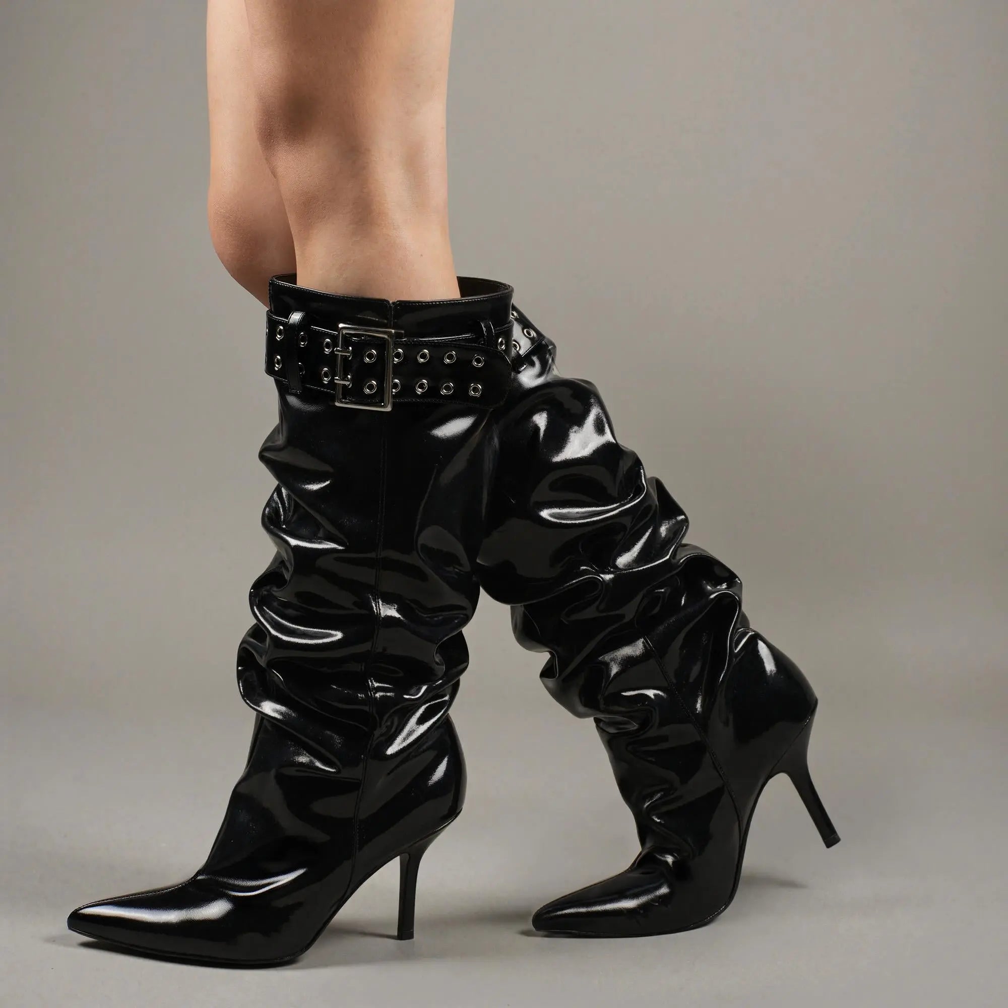 Tuhoomall Heels Boots for Women, Comfortable Folds, Outdoor Fashion, 9.5cm Heels, Slip-On Style, Metal Buckles, Versatile Casual Wear Tuhoomall