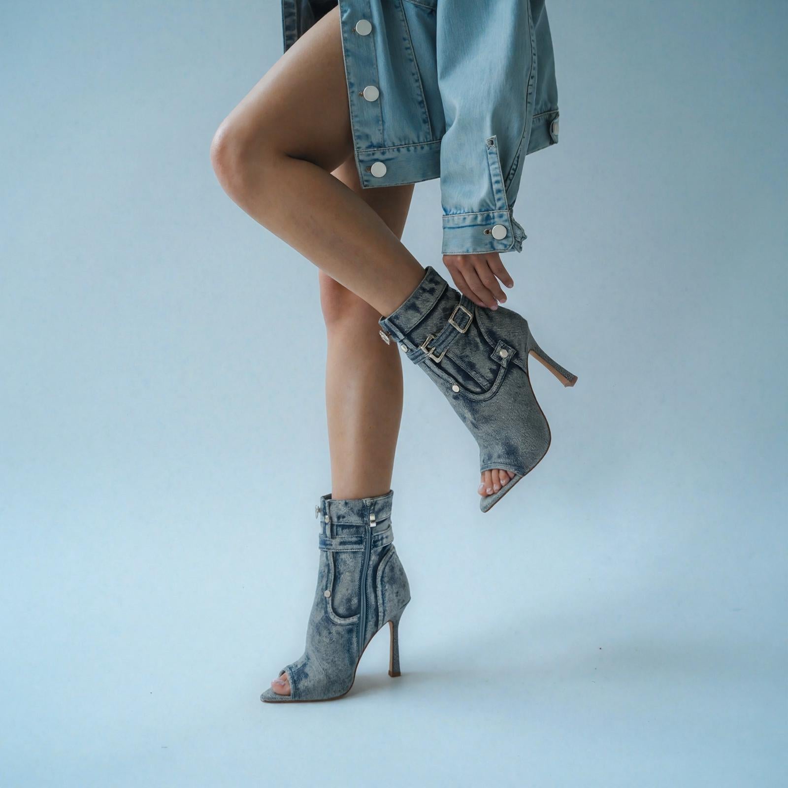 Tuhoomall Heel Boots for Women, Stylish Peep Toe Ankle Booties with Zipper, Vintage Design for Parties and Performances, 10 cm Stiletto Heels