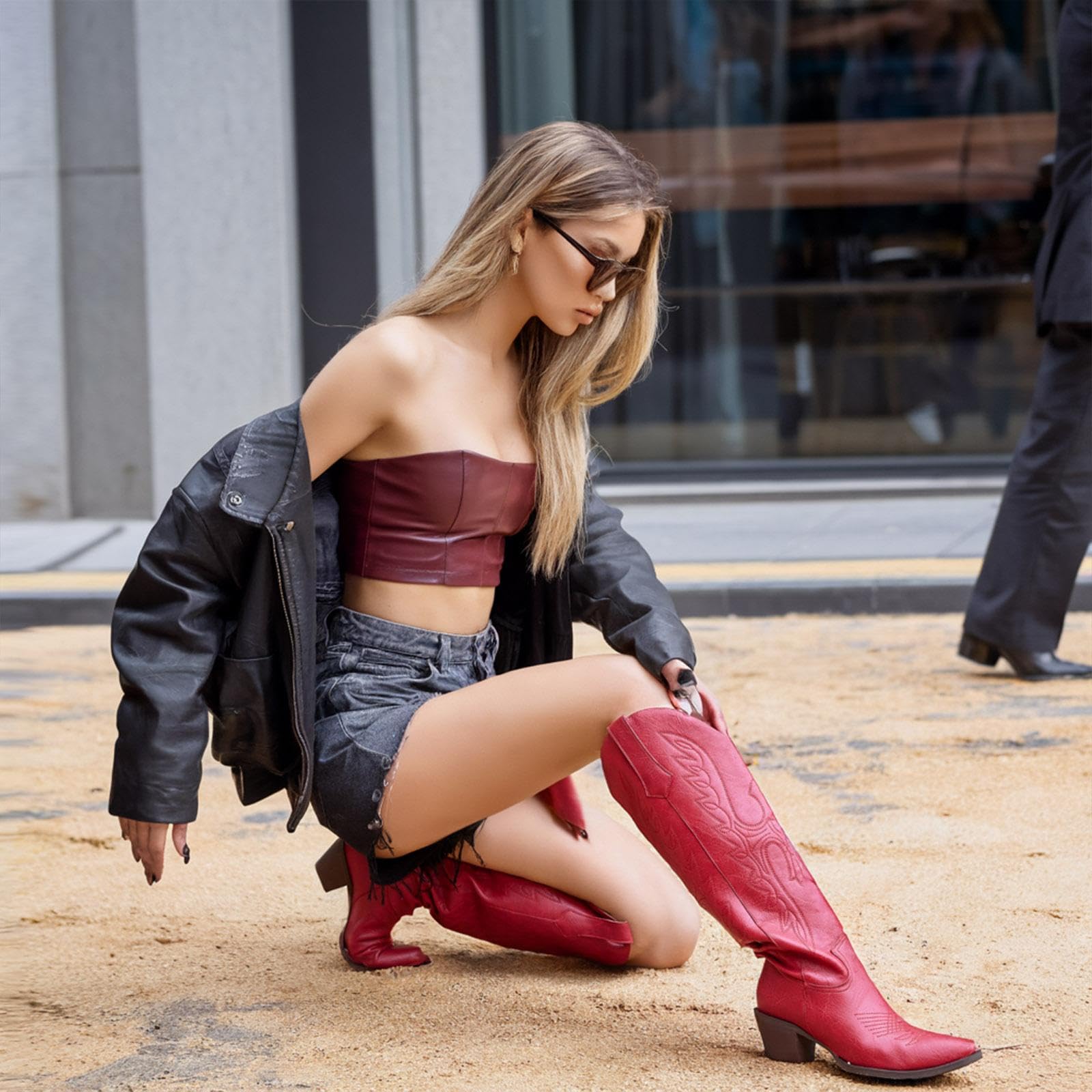 Tuhoomall Western Knee-High Boots for Women, Comfortable Suede Leather with Animal Embroidery, Perfect for Fashion and Casual Travel Activities