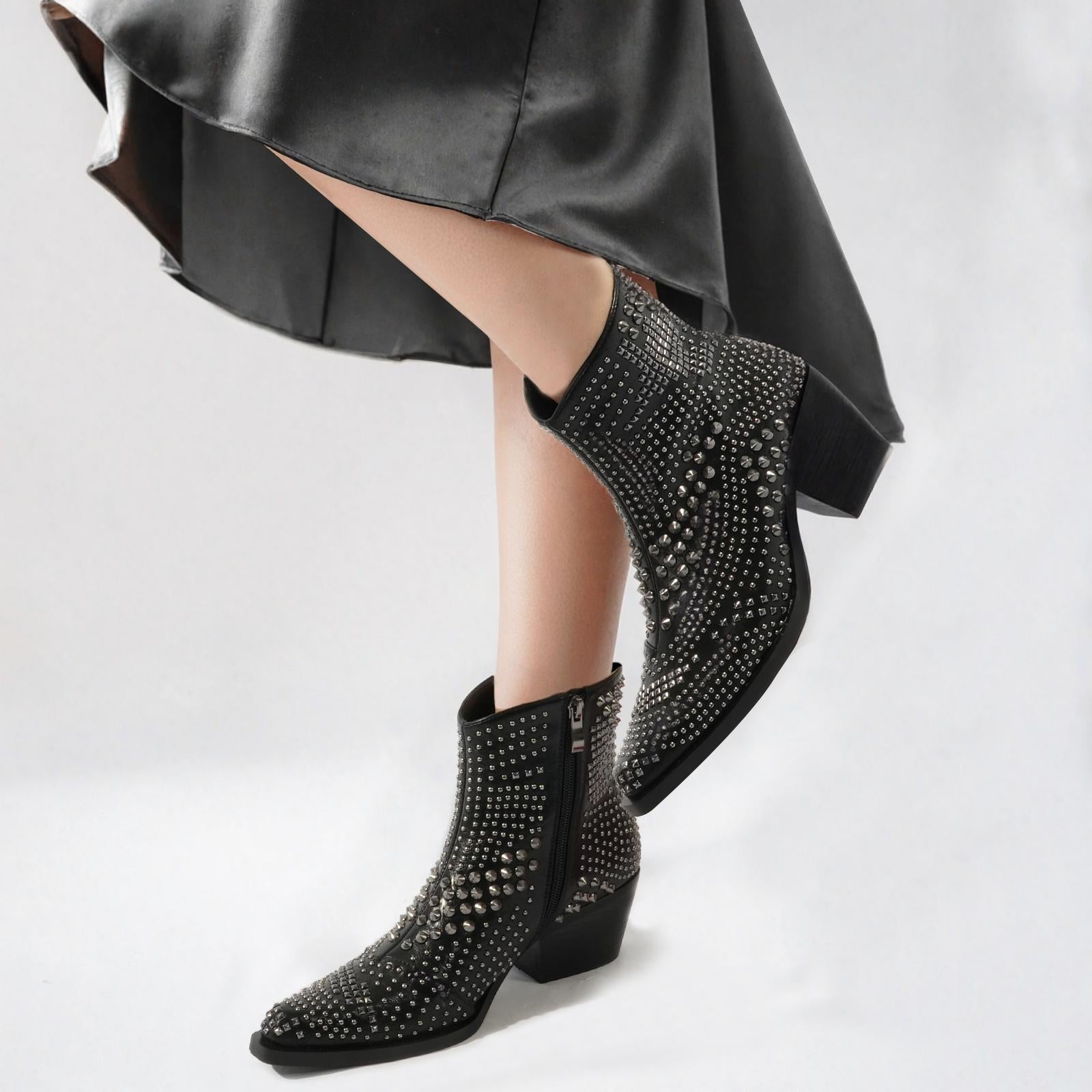 Tuhoomall Western Cowboy Ankle Booties with Rivets - Stylish Chunky Heel, Zipper Closure, Ideal for Casual Parties and Seasonal Wear